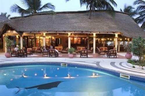 Espadon Hotel M'Bour Exterior foto