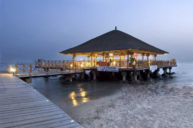 Espadon Hotel M'Bour Exterior foto