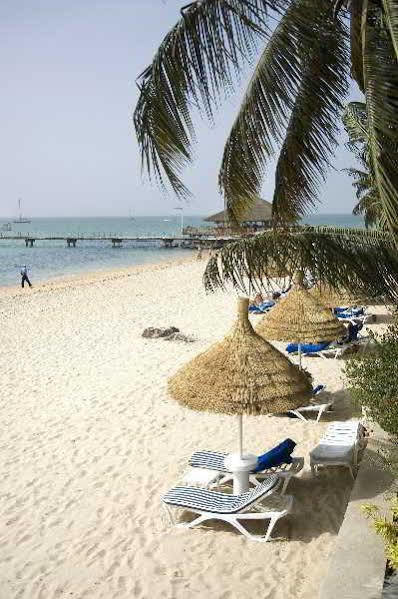 Espadon Hotel M'Bour Exterior foto
